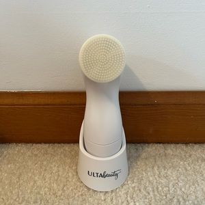 Ulta Beauty facial brush